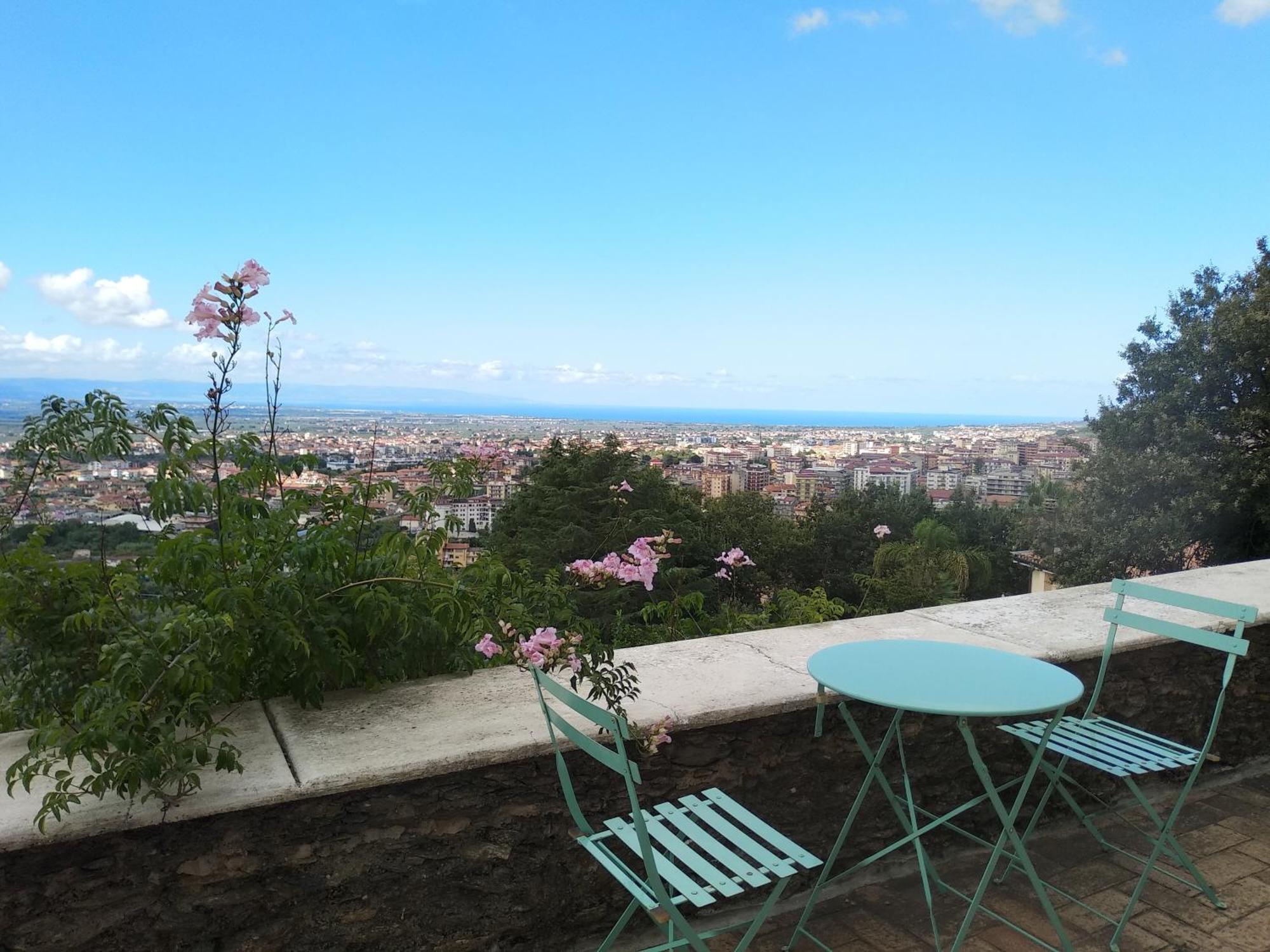 B&B Casa Gemma Lamezia Terme Exterior photo